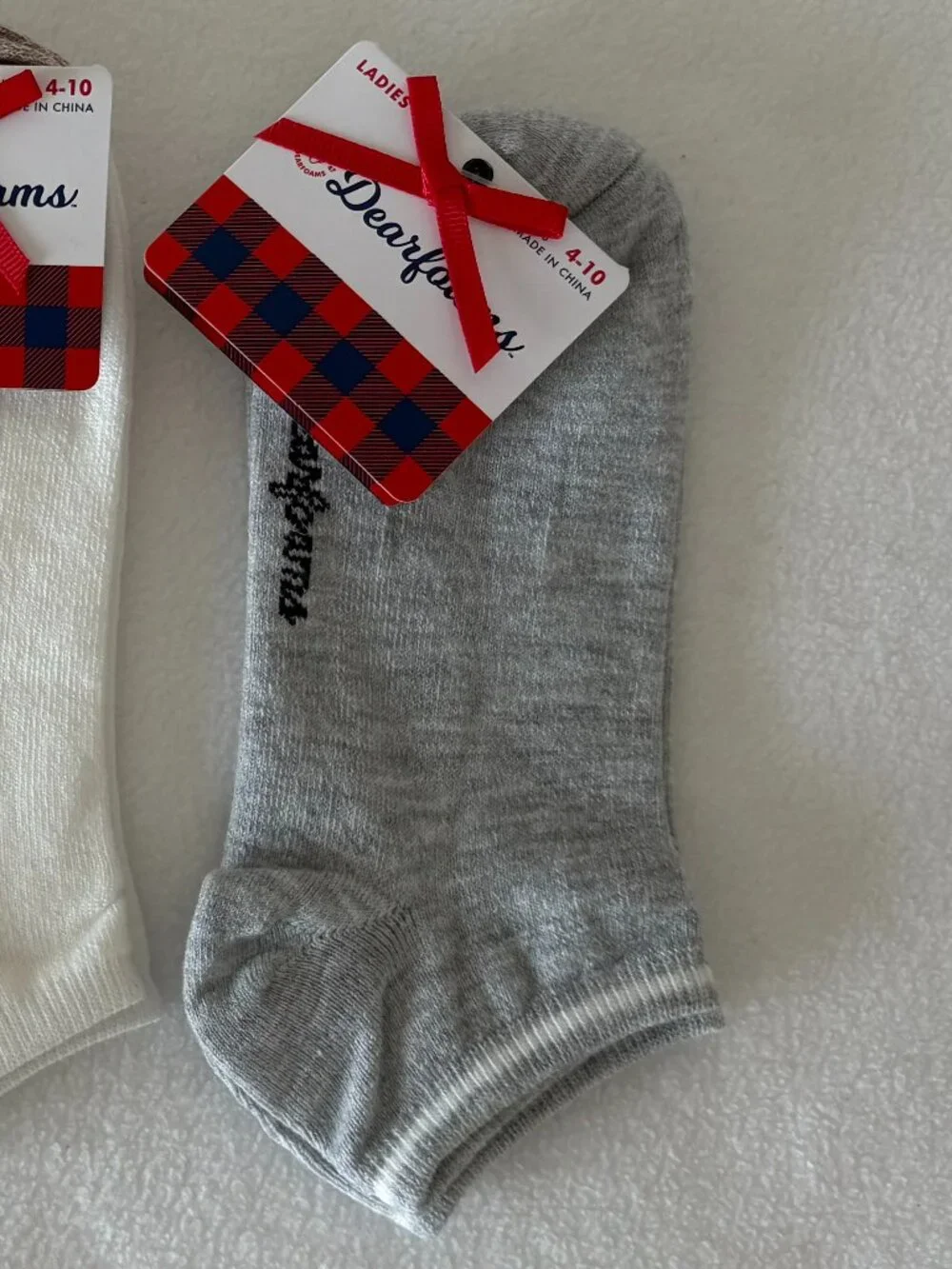 NWT - Dearfoams - 3 Pk - Ultimate No Show Socks - Gray, Cream, Tan, and Striped